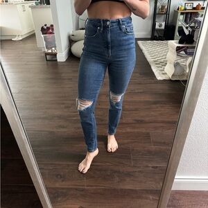 Good American Ripped Skinny Jeans
